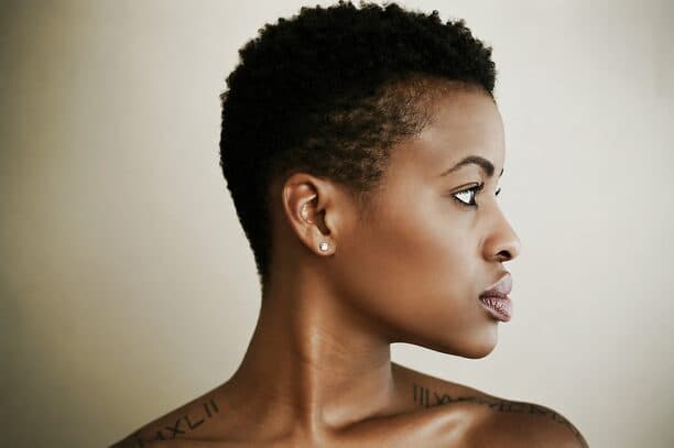 Jawline Contouring after